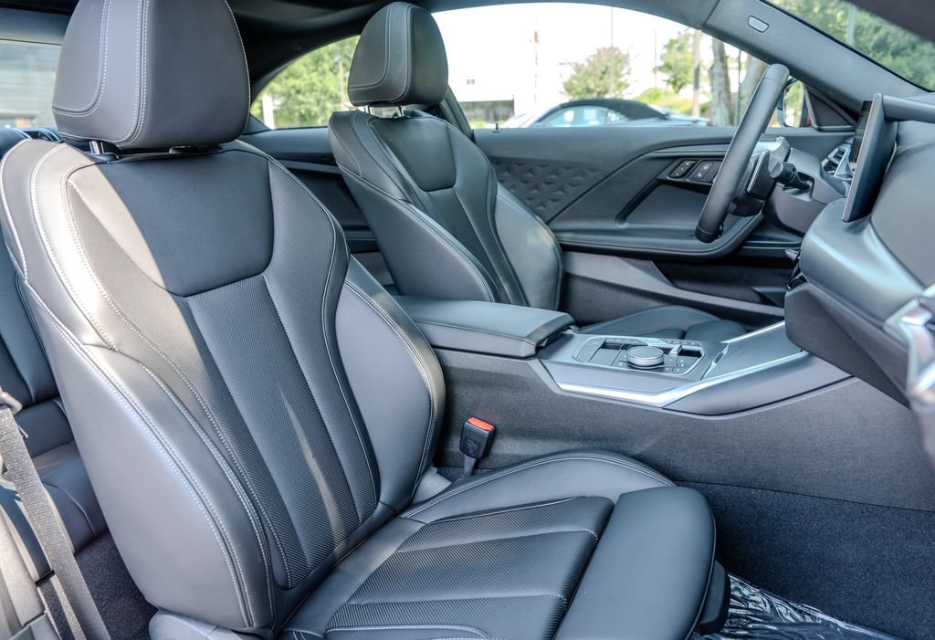 Used 2025 BMW 230i Coupe RWD image 20
