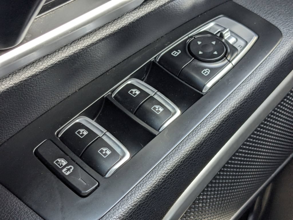 Used 2023 Kia Telluride S FWD image 33