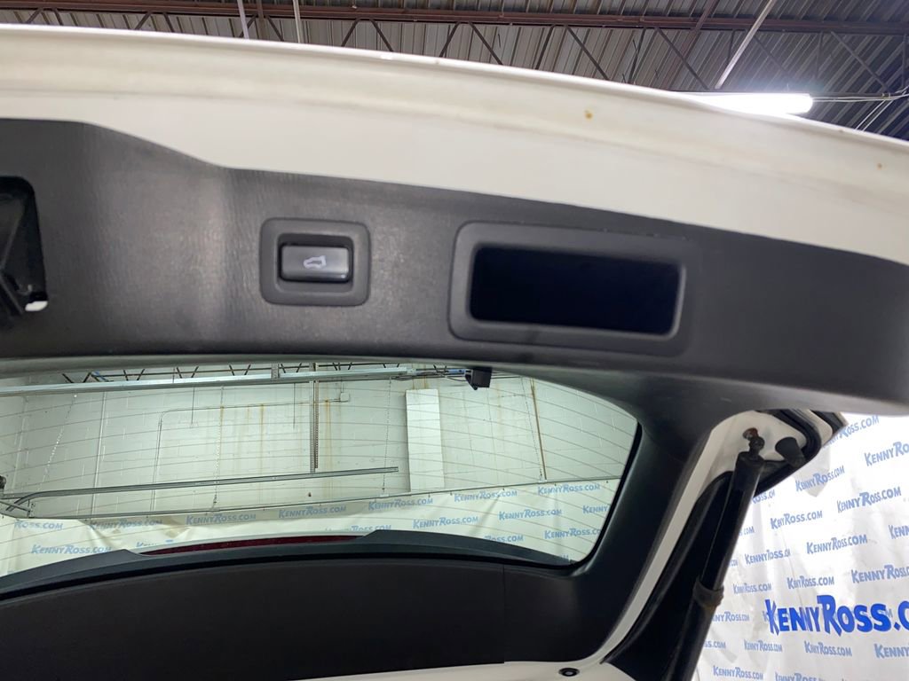 Used 2017 MAZDA CX-5 Touring w/ Preferred Equipment Package AWD/4WD image 16