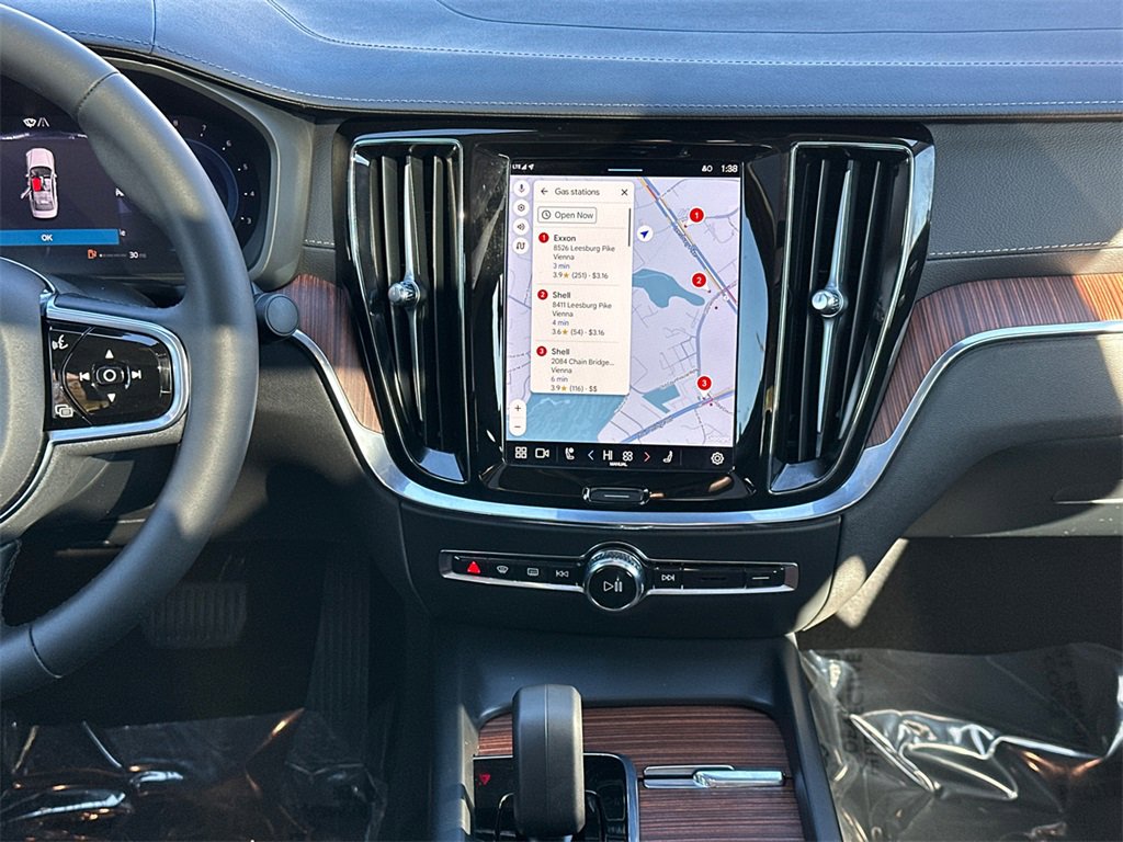 Used 2024 Volvo S60 B5 Ultimate w/ Climate Package image 17