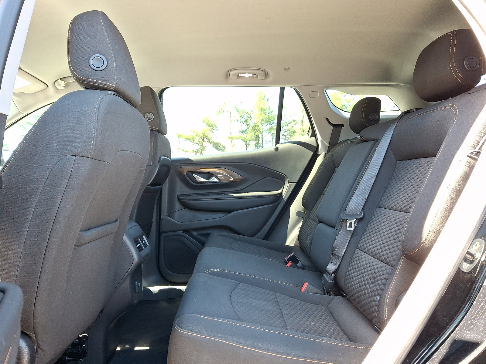 Used 2019 GMC Terrain SLE w/ Driver Convenience Package image 10