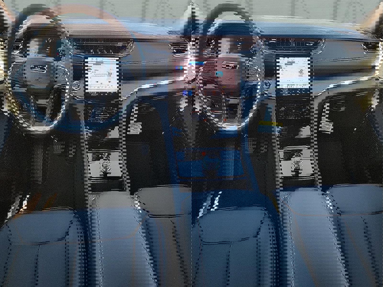 New 2025 Jeep Grand Cherokee Limited w/ Black Appearance Package image 9