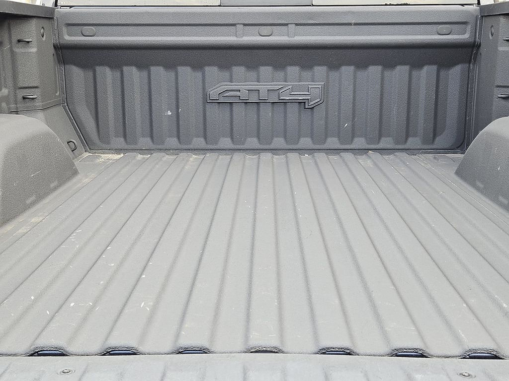Used 2022 GMC Sierra 1500 AT4 w/ AT4 Preferred Package AWD/4WD image 23