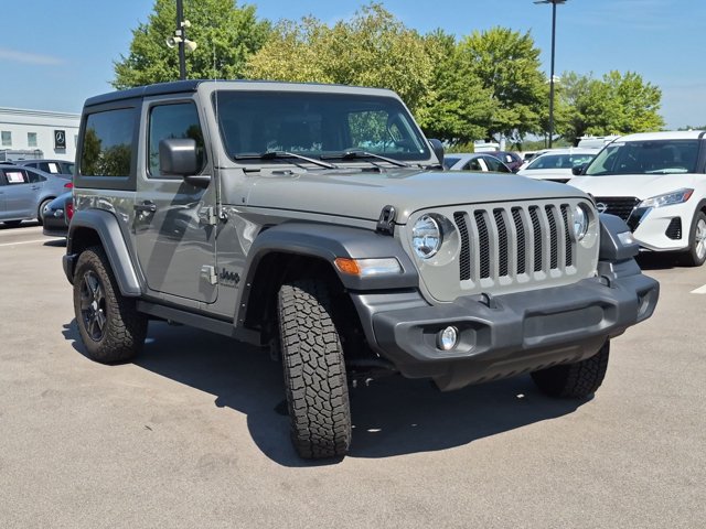 Used 2023 Jeep Wrangler Sport AWD/4WD image 3