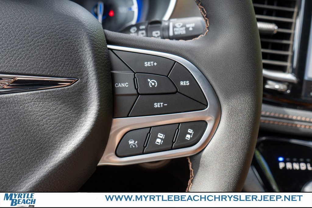 New 2026 Chrysler Pacifica Pinnacle image 26