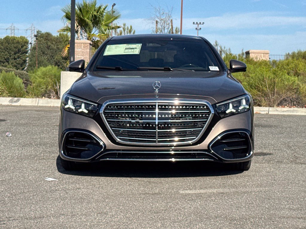 New 2027 Mercedes-Benz S 580 4MATIC Sedan image 3