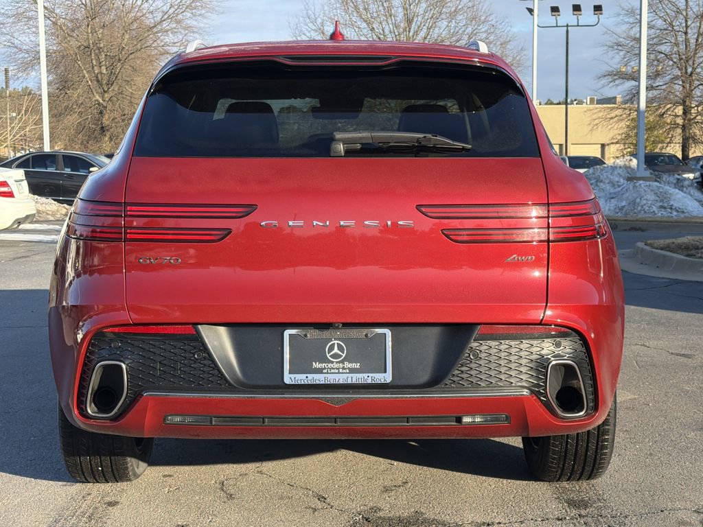 Used 2025 Genesis GV70 2.5T image 4