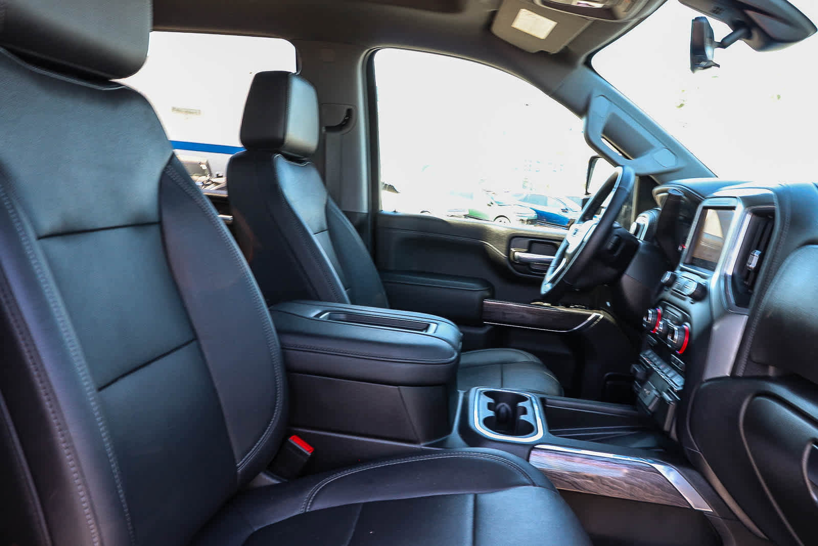 Used 2021 Chevrolet Silverado 2500 LTZ w/ LTZ Premium Package image 23