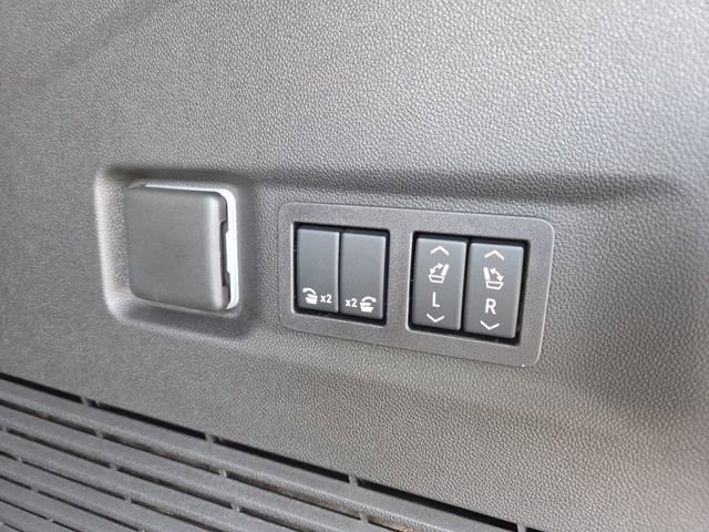 New 2026 Chevrolet Suburban High Country image 20