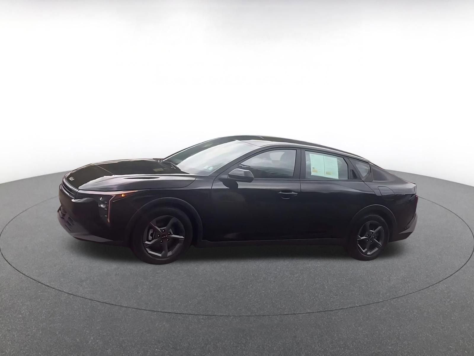 Used 2025 Kia K4 FWD image 8