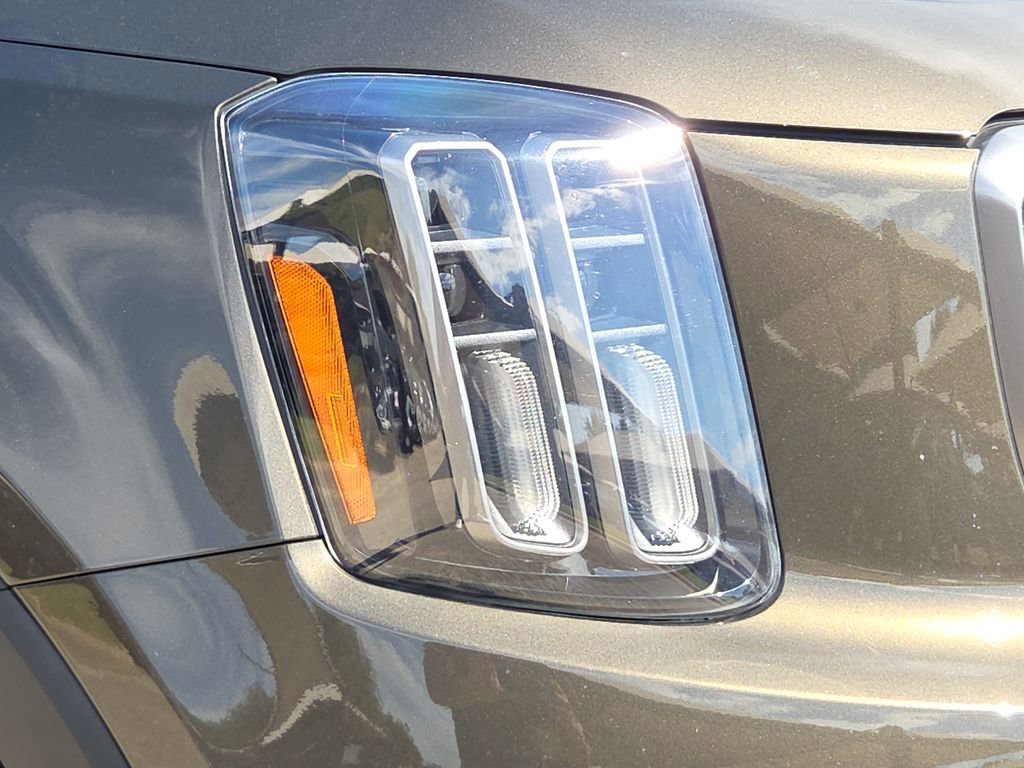 Used 2023 Kia Telluride EX X-Line AWD/4WD image 4