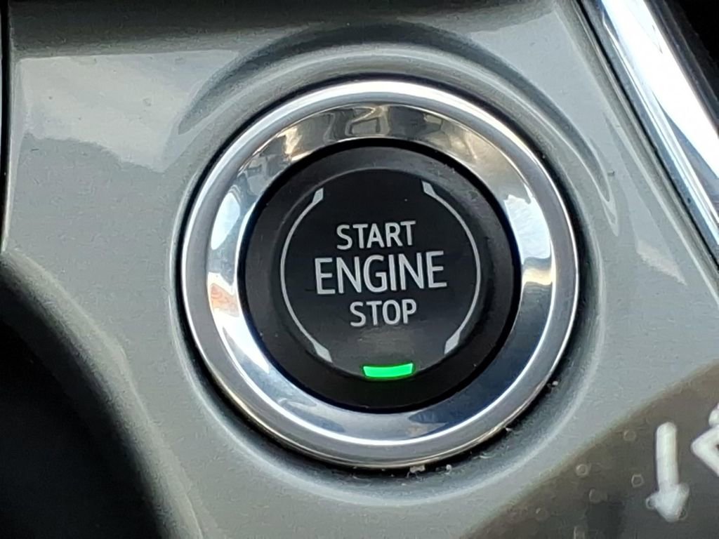 Used 2025 Chevrolet Trax LT image 20