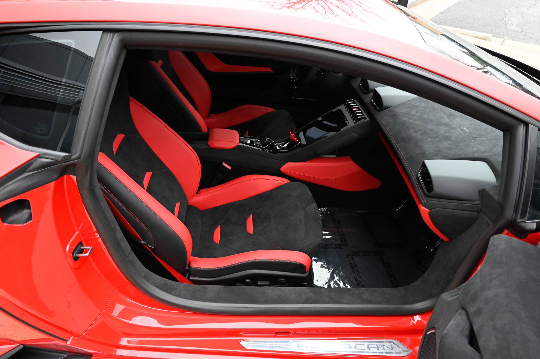 Used 2023 Lamborghini Huracan Tecnica image 42