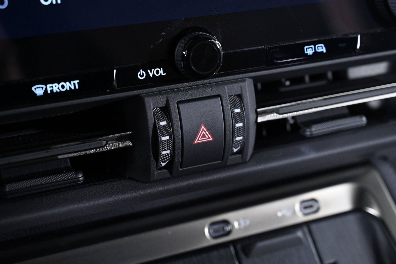 Used 2024 Lexus GX 550 AWD/4WD image 19