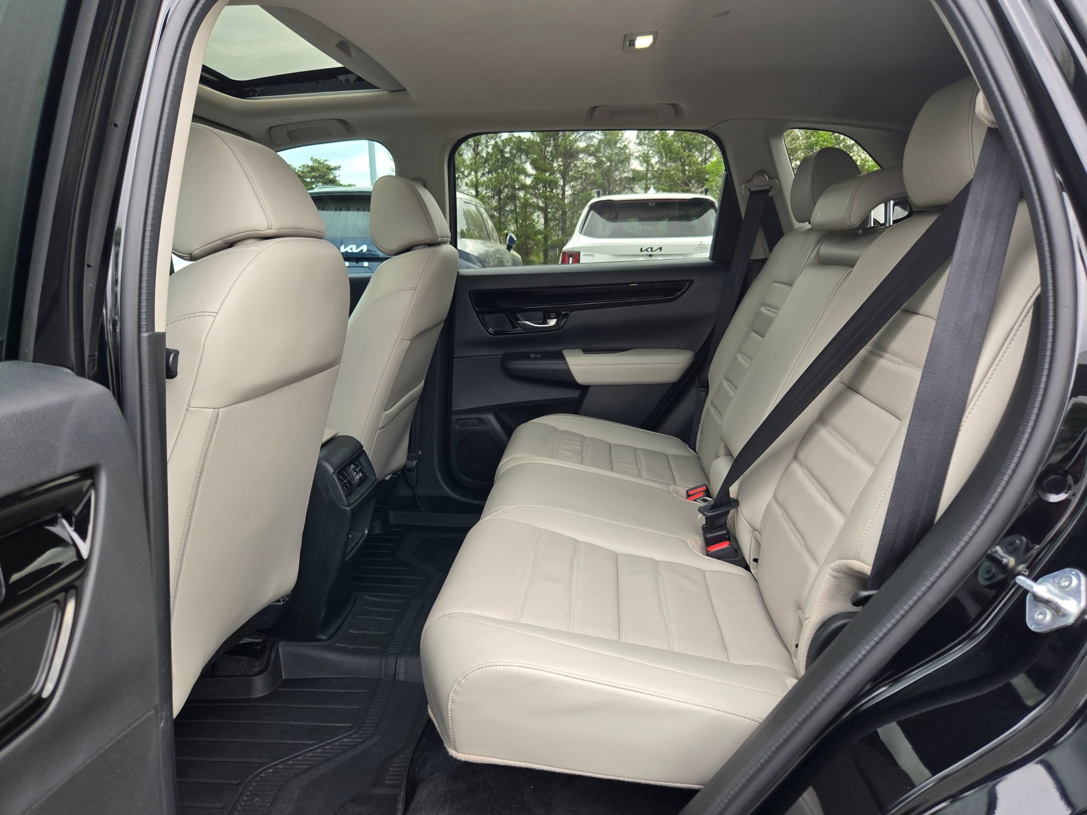 Used 2024 Honda CR-V EX-L image 37