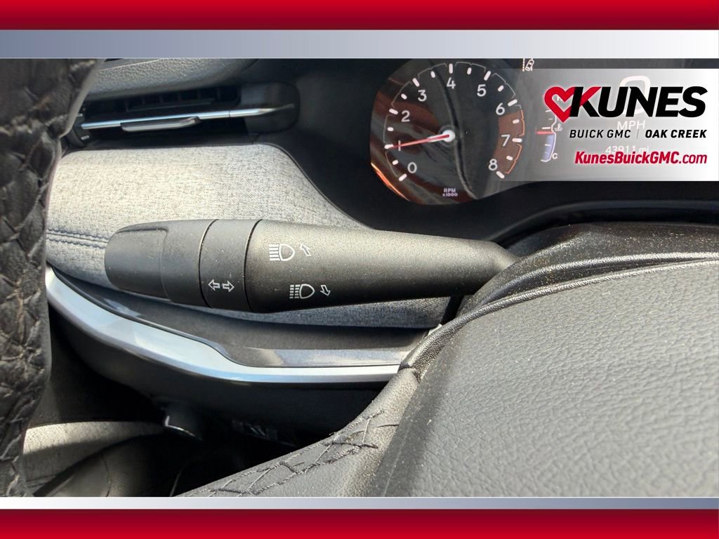 Used 2025 Jeep Compass Latitude AWD/4WD image 20