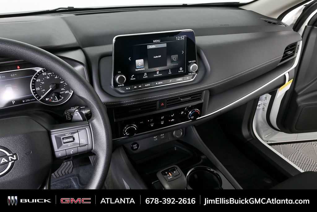 Used 2026 Nissan Rogue S image 12