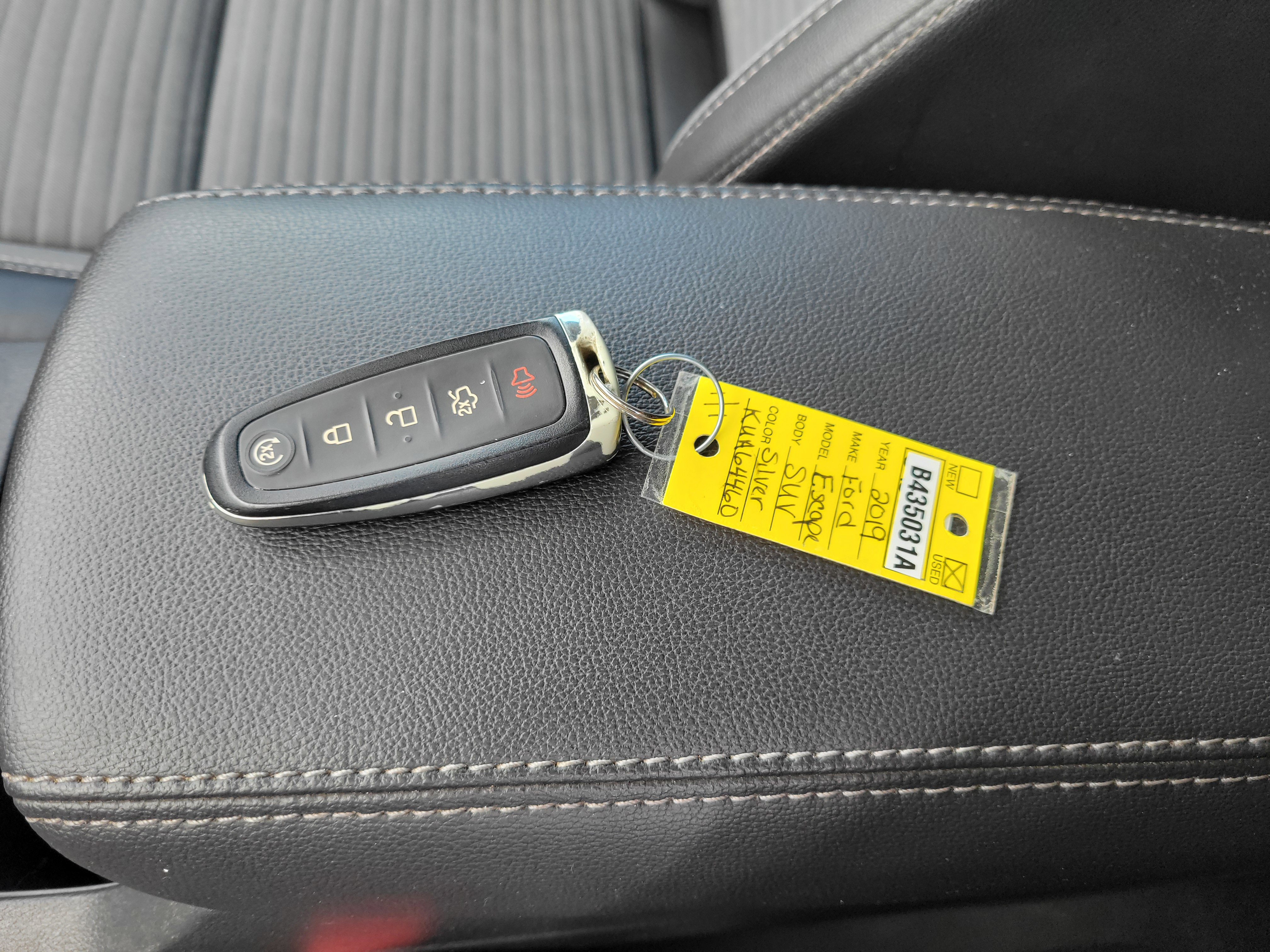 Used 2019 Ford Escape SE FWD image 44