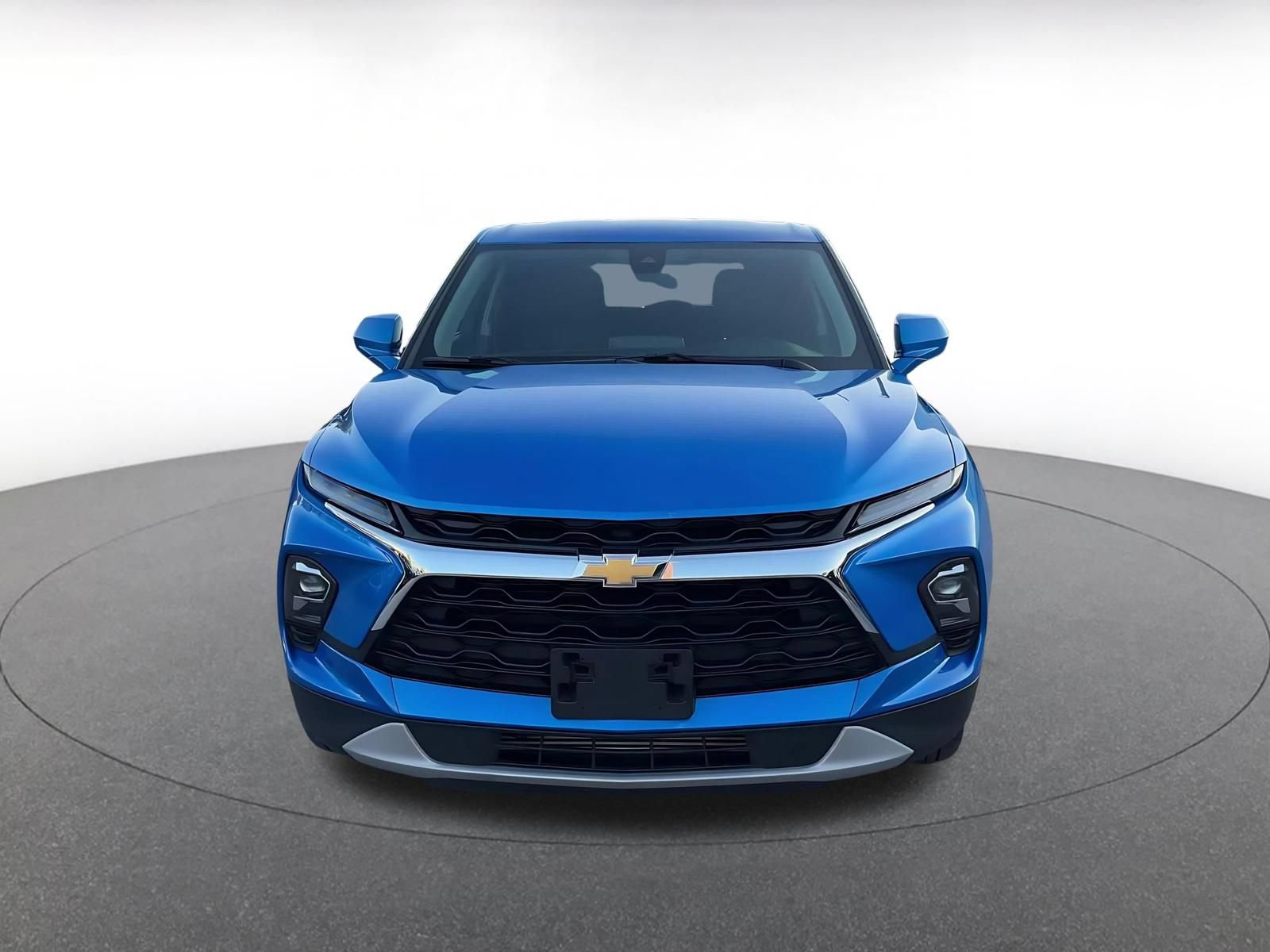 Used 2026 Chevrolet Blazer LT FWD image 4