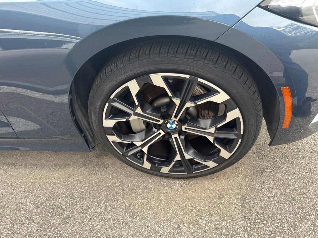 Certified 2025 BMW 330i Sedan w/ Premium Package RWD image 3