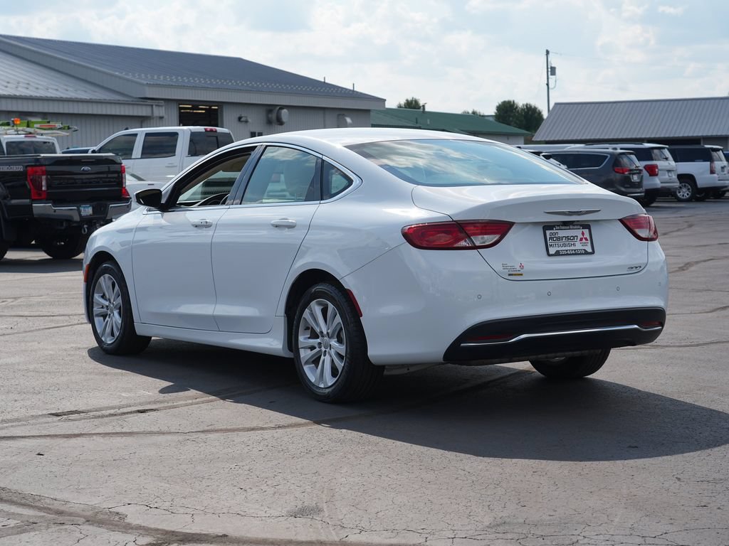 Used 2016 Chrysler 200 Limited w/ Travel & Safety Group FWD image 5