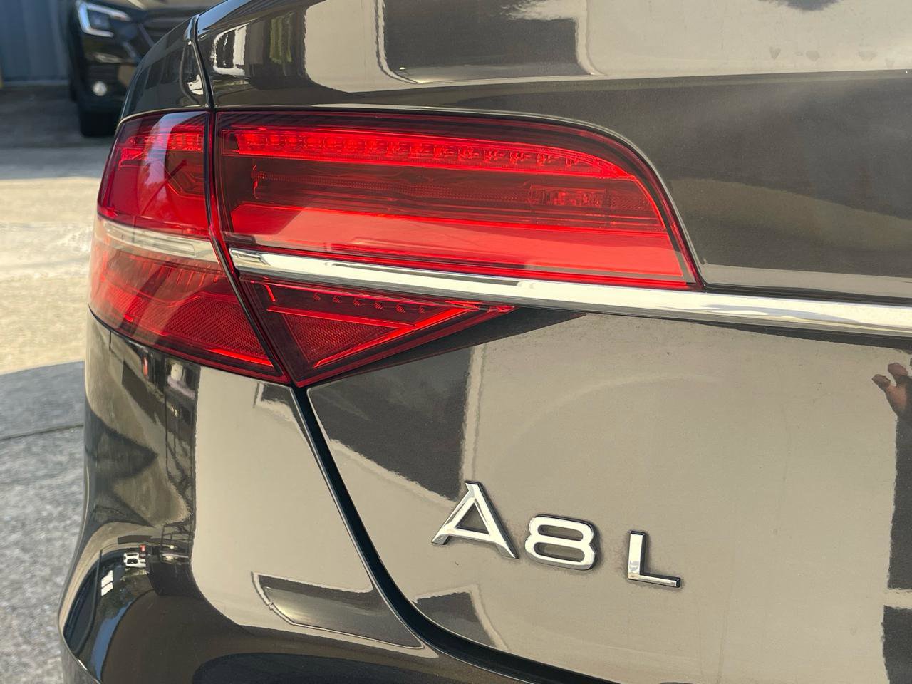 Used 2016 Audi A8 L 3.0T w/ Executive Package image 21