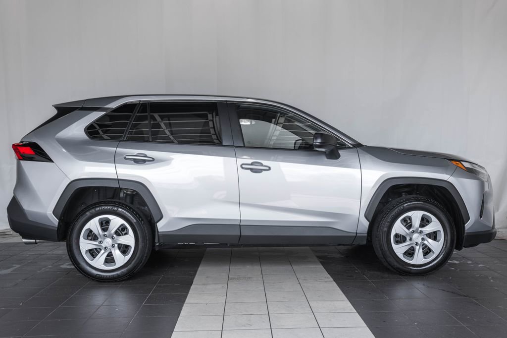 Used 2025 Toyota RAV4 LE image 3