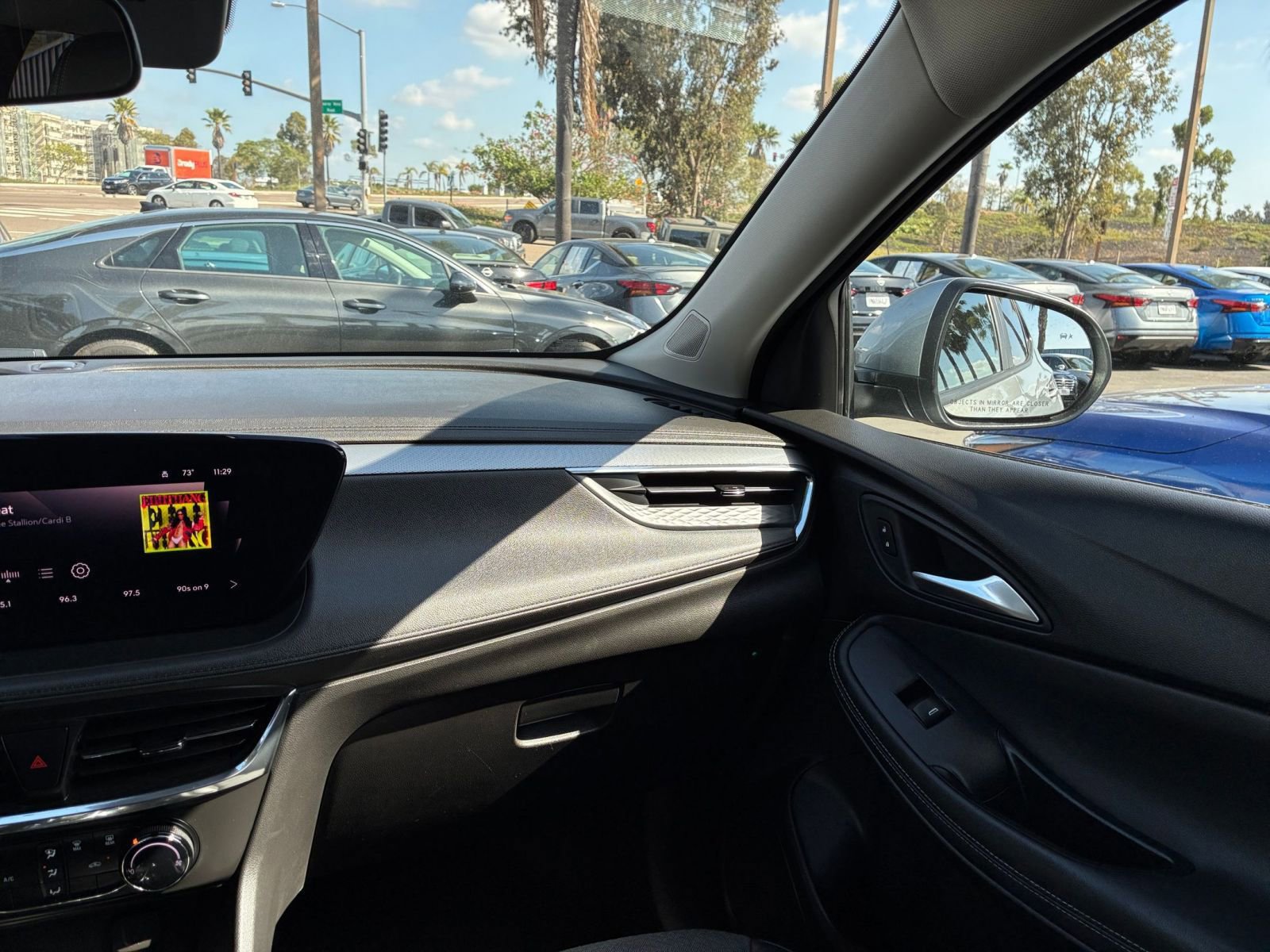 Used 2025 Buick Encore GX Preferred image 34