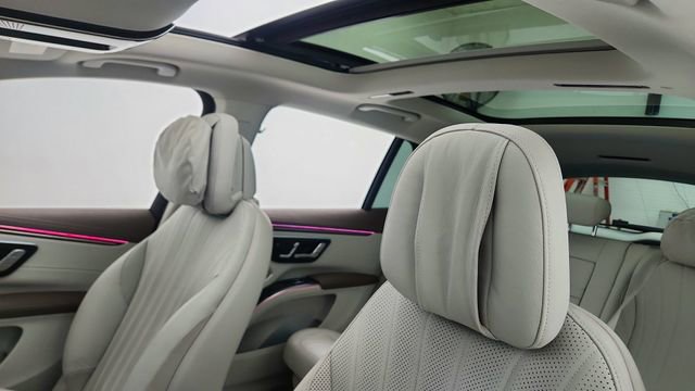 Used 2023 Mercedes-Benz EQS 450+ 4MATIC SUV w/ Exclusive Trim Package image 35