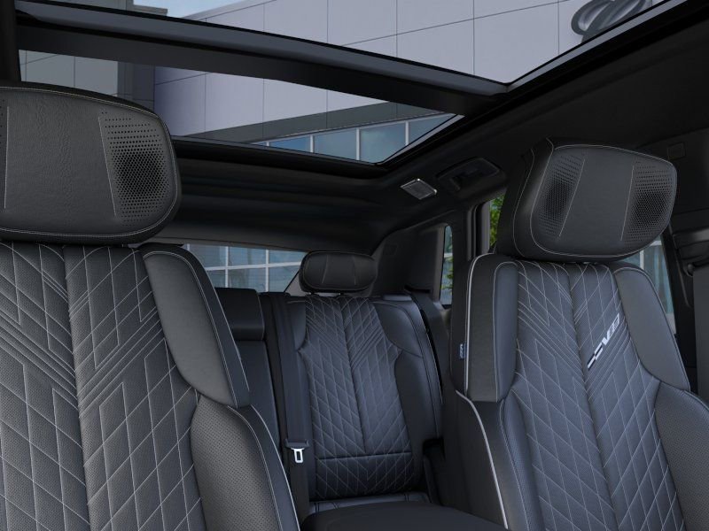 New 2026 Cadillac Lyriq V AWD/4WD image 24