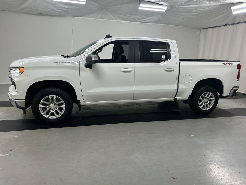 Certified 2024 Chevrolet Silverado 1500 LT AWD/4WD image 6