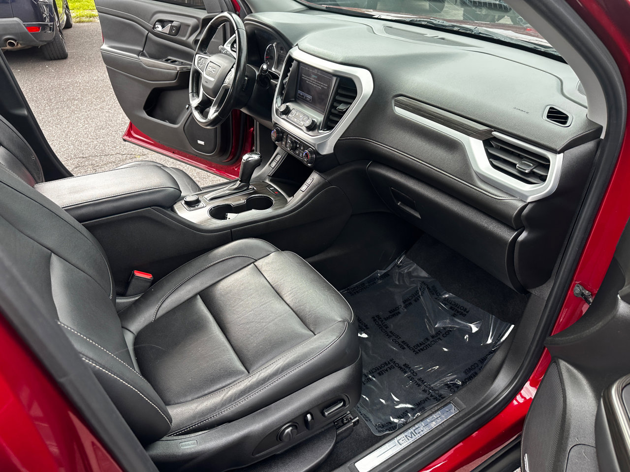 Used 2019 GMC Acadia SLT image 19