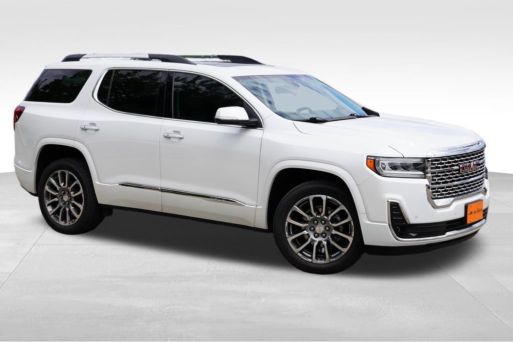 Certified 2022 GMC Acadia Denali w/ Trailering Package AWD/4WD image 2