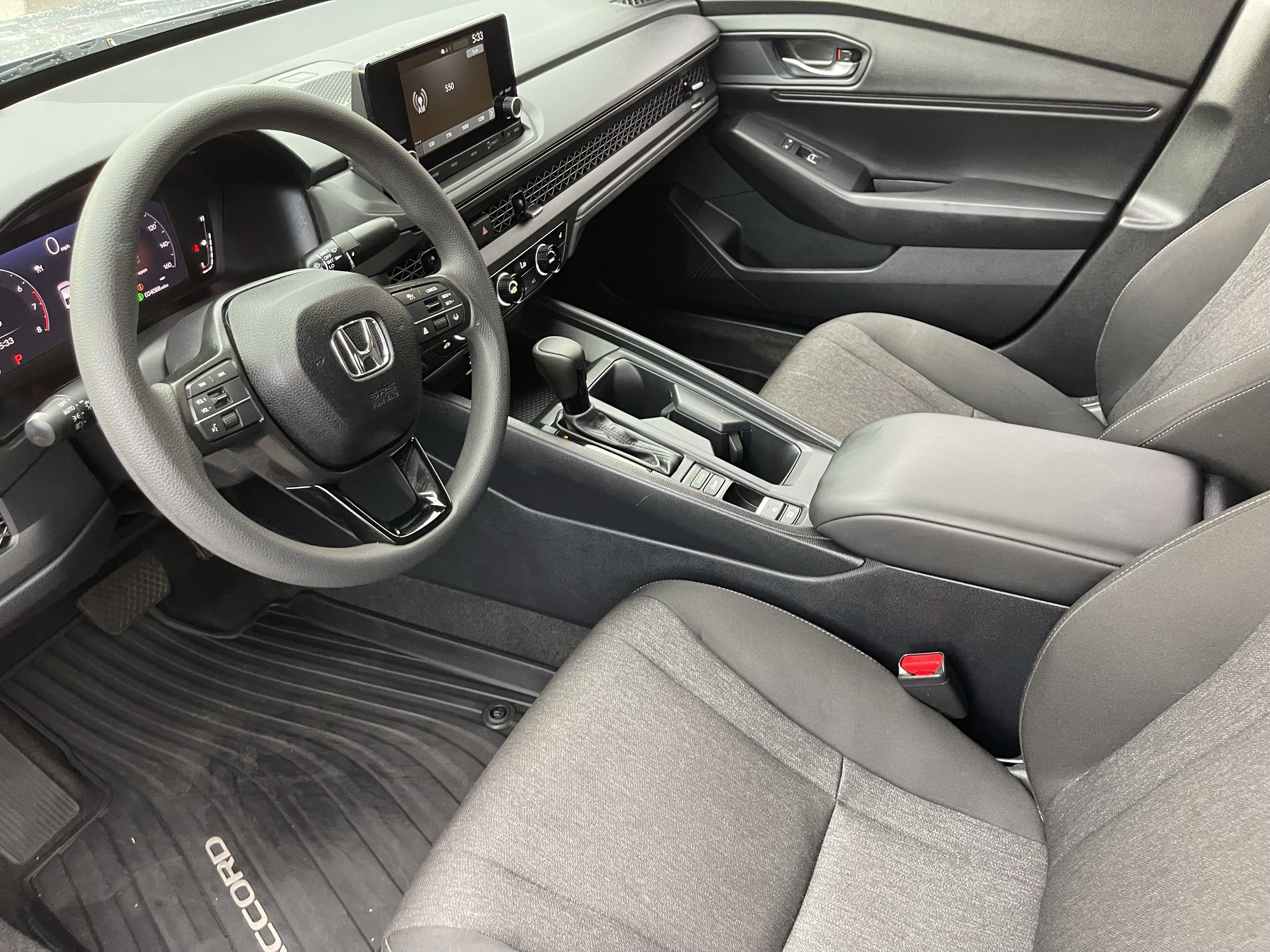 Used 2025 Honda Accord SE image 18