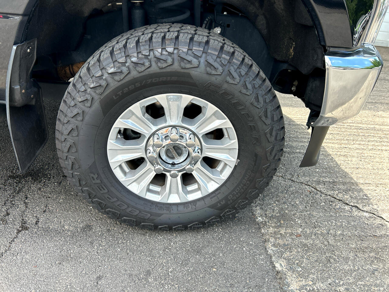 Used 2021 Ford F250 XLT w/ XLT Value Package image 14