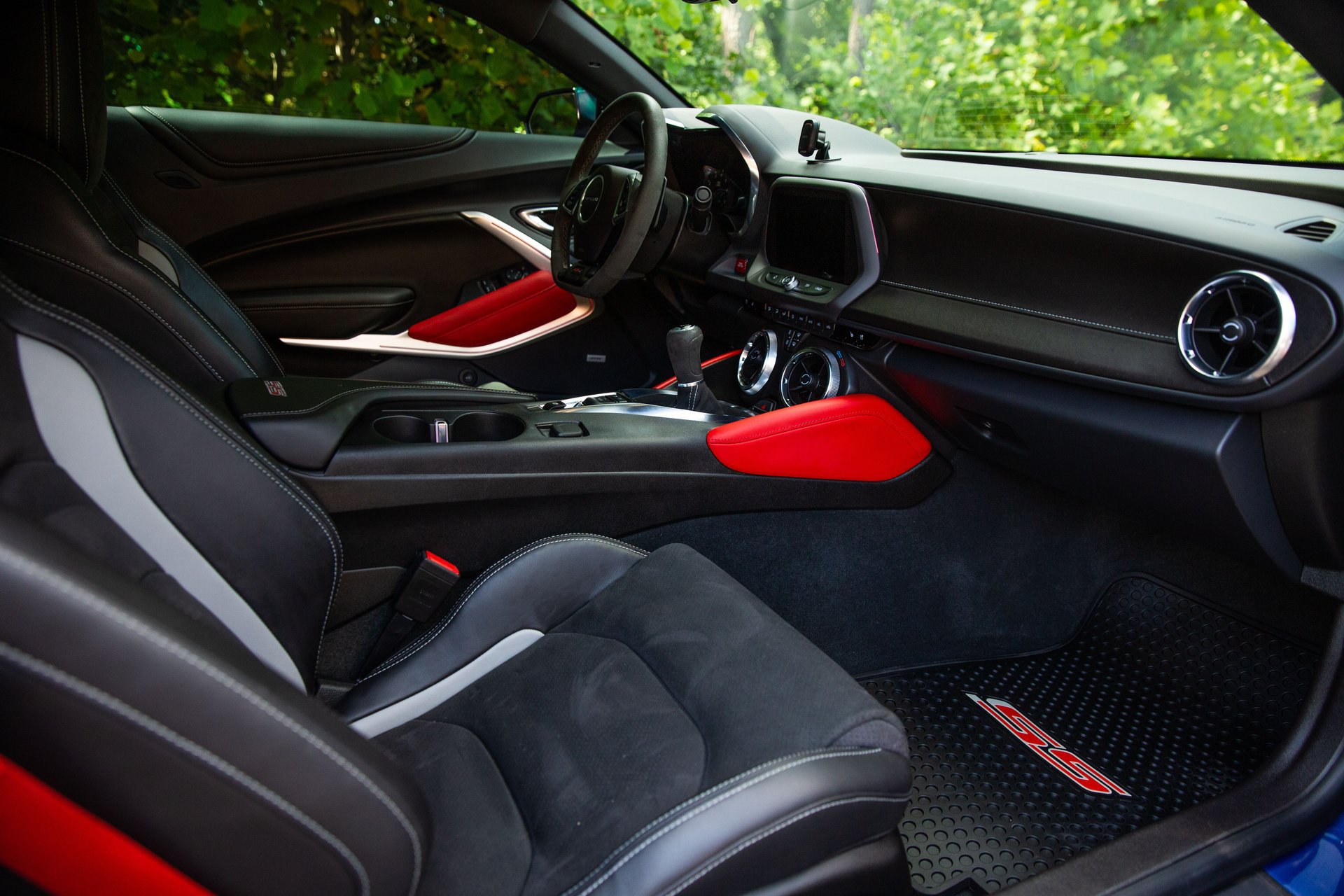 Used 2023 Chevrolet Camaro SS RWD image 30