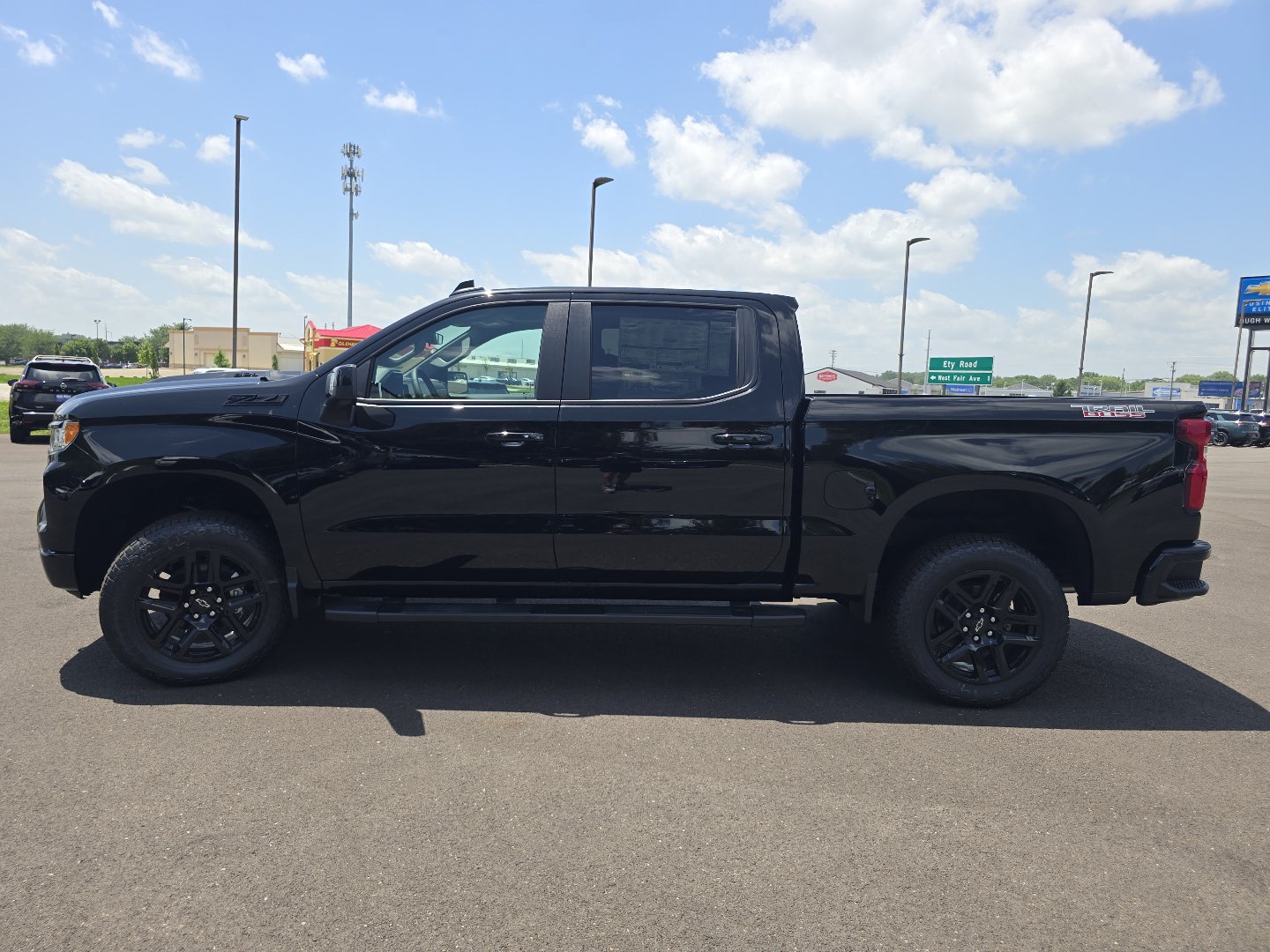 New 2026 Chevrolet Silverado 1500 LT Trail Boss w/ LT Trail Boss Premium Package AWD/4WD image 12