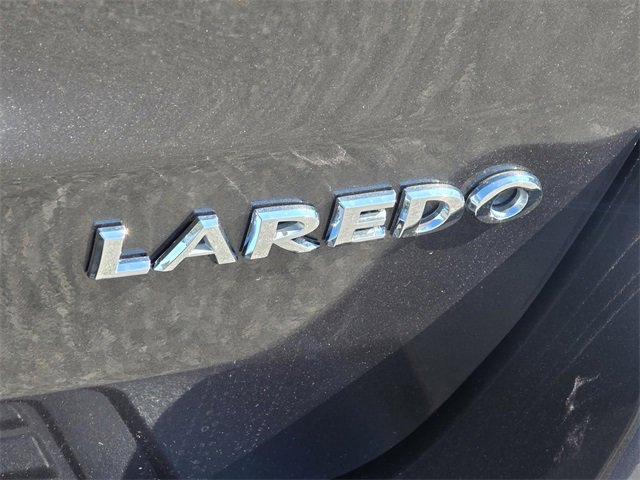Used 2019 Jeep Grand Cherokee Laredo image 26