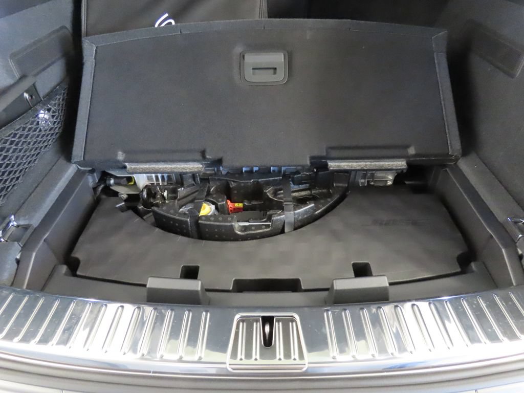 Certified 2026 Porsche Cayenne E-Hybrid Coupe AWD/4WD image 50