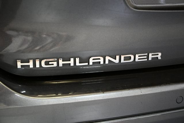 Used 2021 Toyota Highlander Limited AWD/4WD image 10