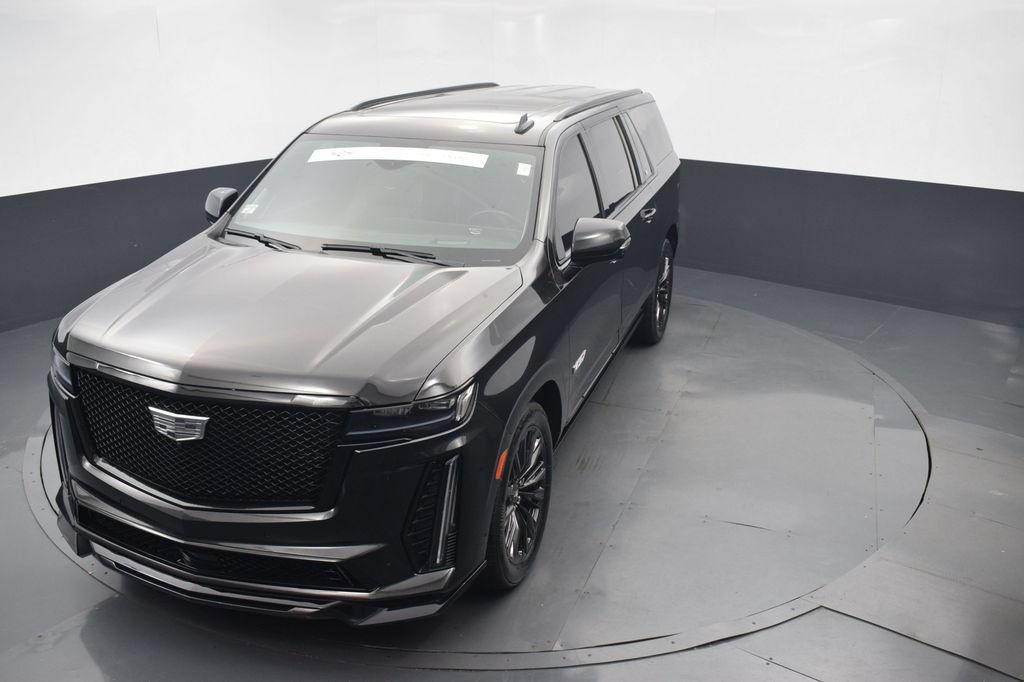 Certified 2024 Cadillac Escalade ESV V w/ LPO, ONYX Package AWD/4WD image 44