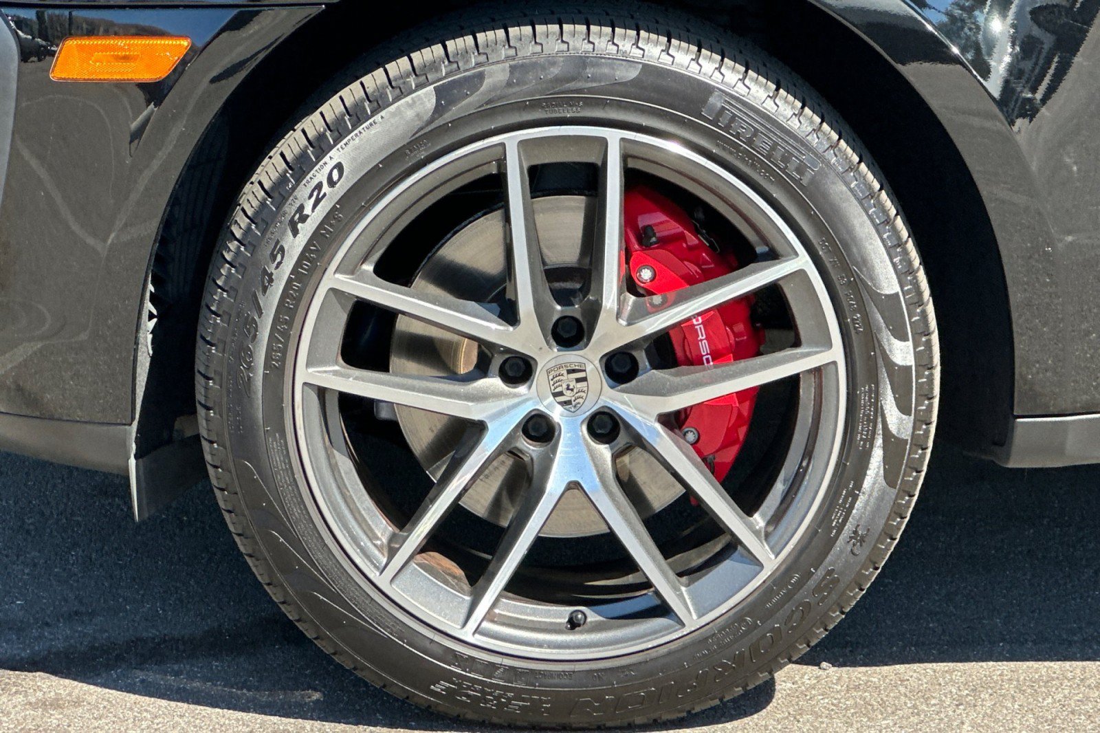 Certified 2023 Porsche Macan S AWD/4WD image 27