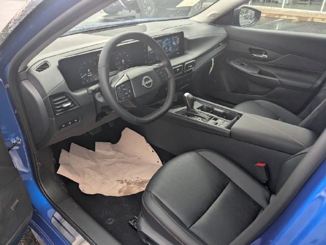 New 2027 Nissan Sentra SR w/ SR Premium Package FWD image 14