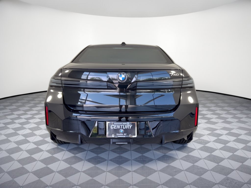 New 2027 BMW 740i w/ Executive Package RWD image 11