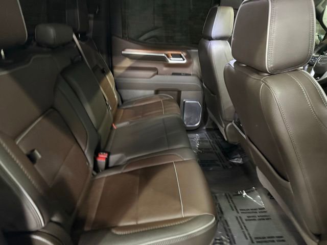 Used 2022 GMC Sierra 1500 Denali w/ Denali Reserve Package AWD/4WD image 4