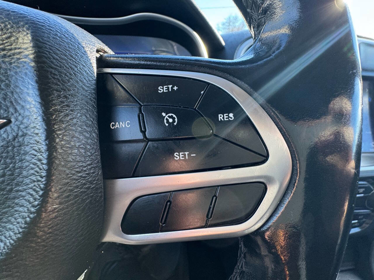 Used 2019 Chrysler 300 Touring w/ Sport Appearance Package image 53