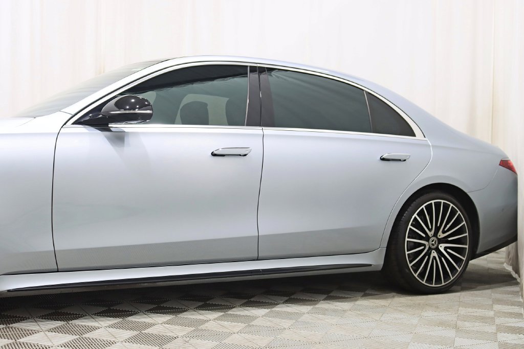 Used 2021 Mercedes-Benz S 580 4MATIC Sedan image 4