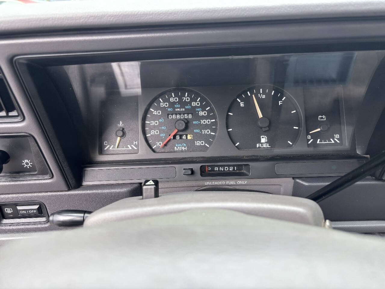 Used 1995 Plymouth Acclaim FWD image 17