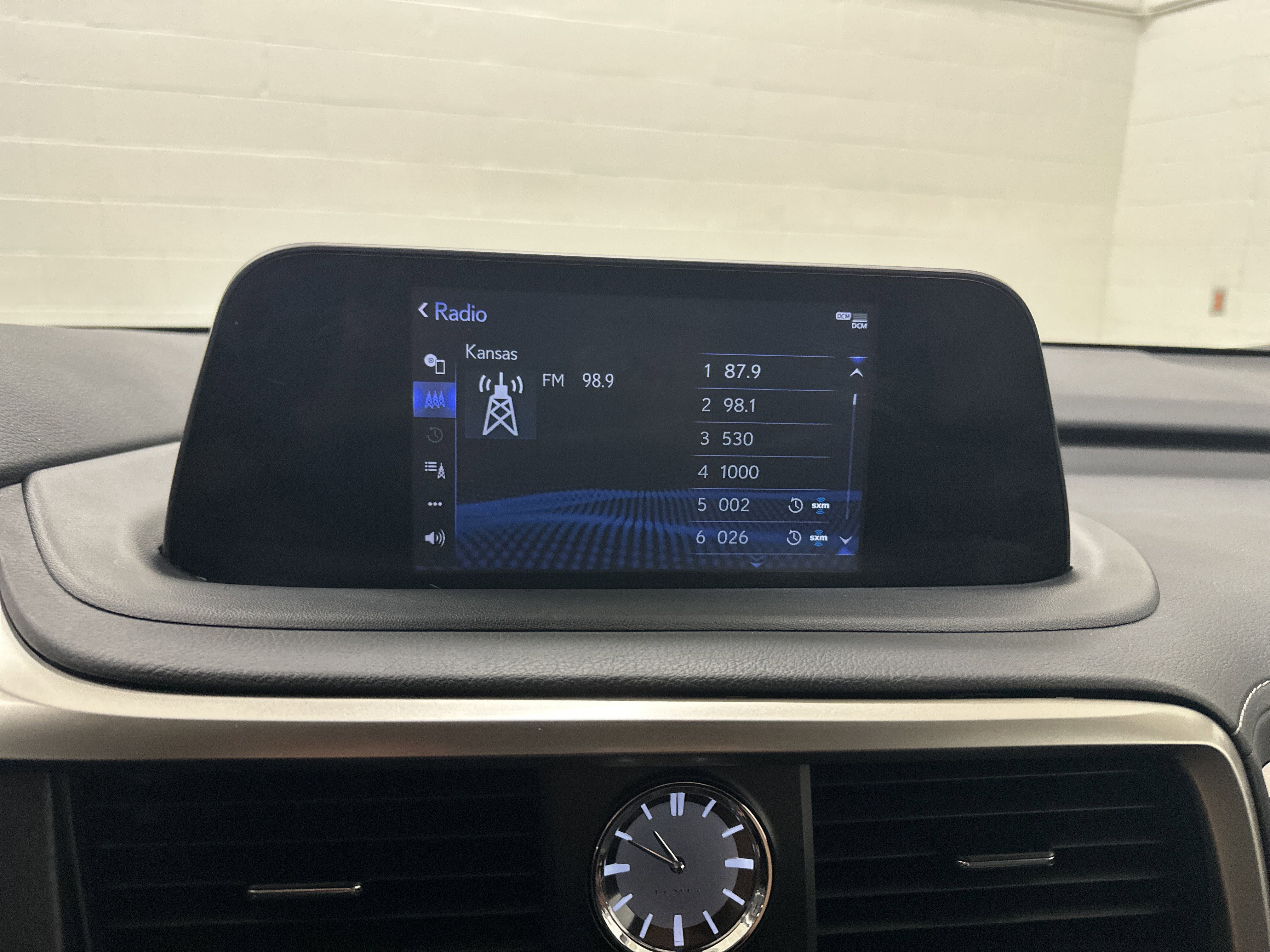 Certified 2022 Lexus RX 350 AWD w/ Premium Package image 23