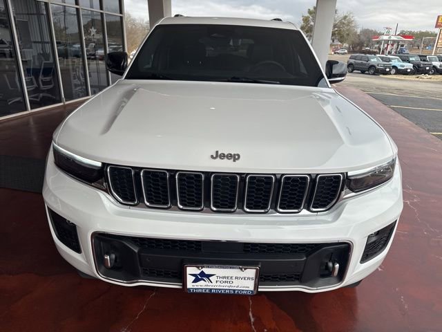 Used 2023 Jeep Grand Cherokee Overland w/ Luxury Tech Group IV image 2